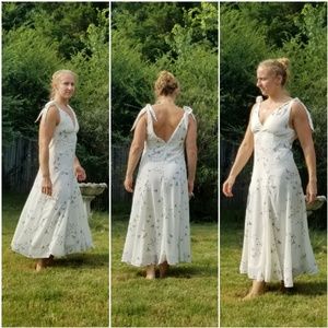 COPY - White w/ birds Maxi Dress